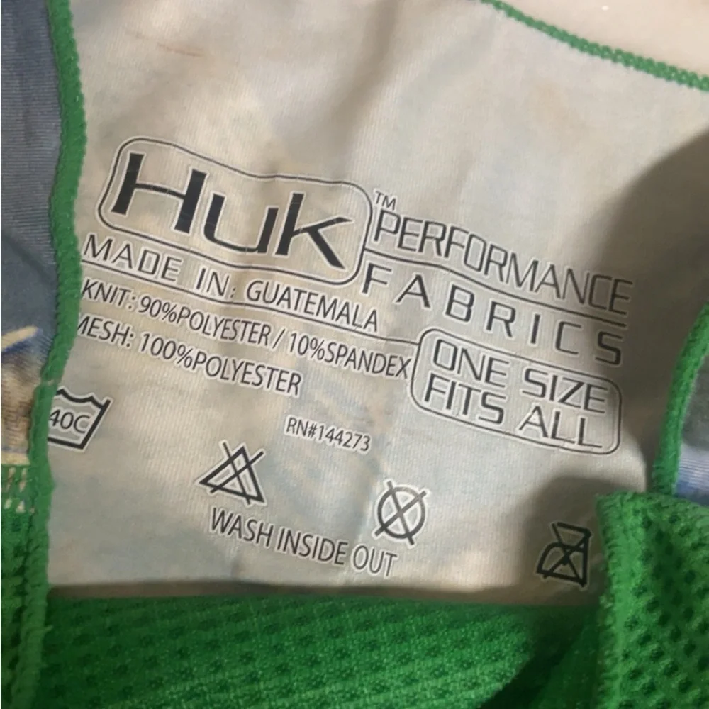 Huk Fishing Graphic neck gaiter - green and Yellow EUC